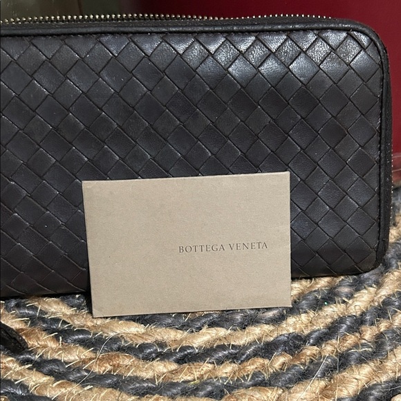 Bottega Veneta Dark Brown Woven Wallet - Picture 10 of 11